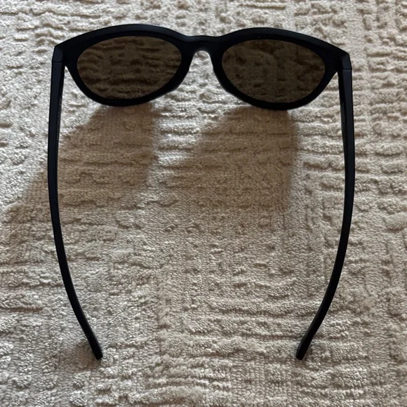 SMITH Bayside Matte Black Women's Sunglasses - Picture 3 of 4